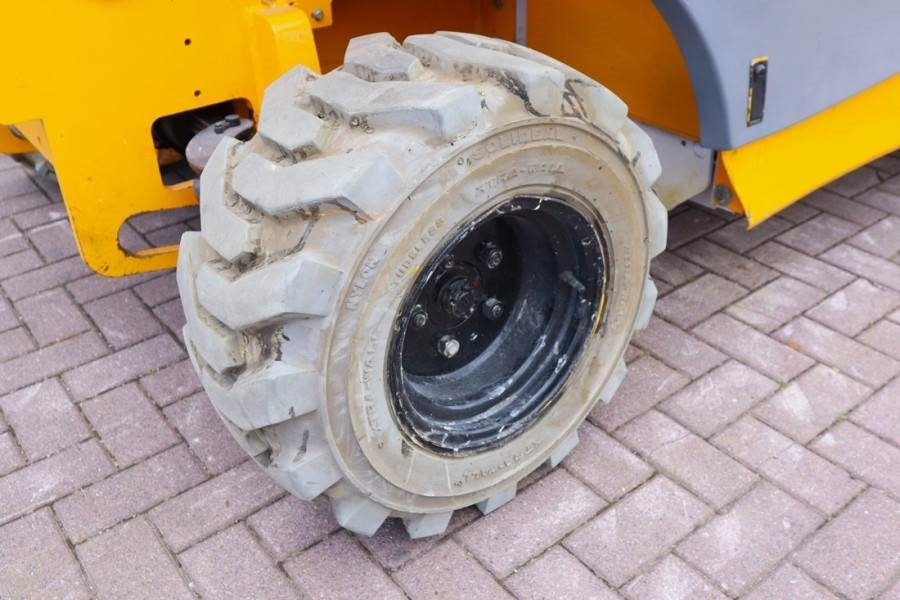 Plataforma de tijeras Haulotte Compact 12RTE Electric, 12m Working Height, 450kg: foto 15