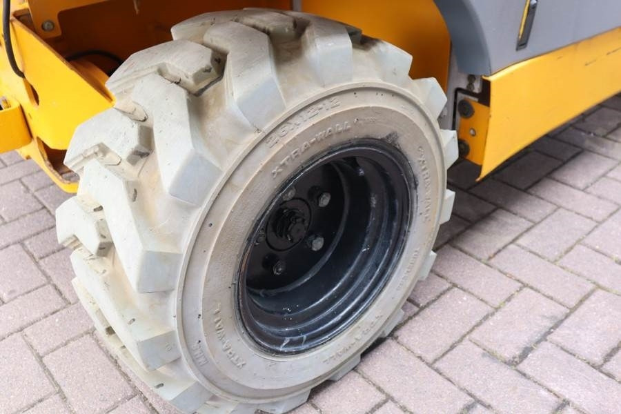 Plataforma de tijeras Haulotte Compact 12RTE Electric, 12m Working Height, 450kg: foto 13