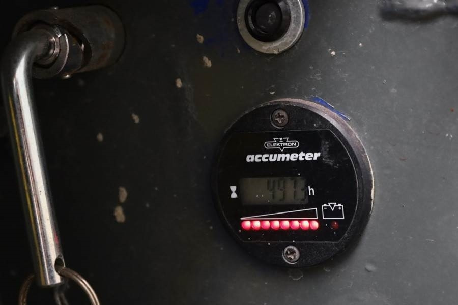 Holland Lift Ecostar HL-7814 Electric, 10m Working Height, 450k - Plataforma de tijeras: foto 5 Holland Lift Ecostar HL-7814 Electric, 10m Working Height, 450k - Plataforma de tijeras: foto 5