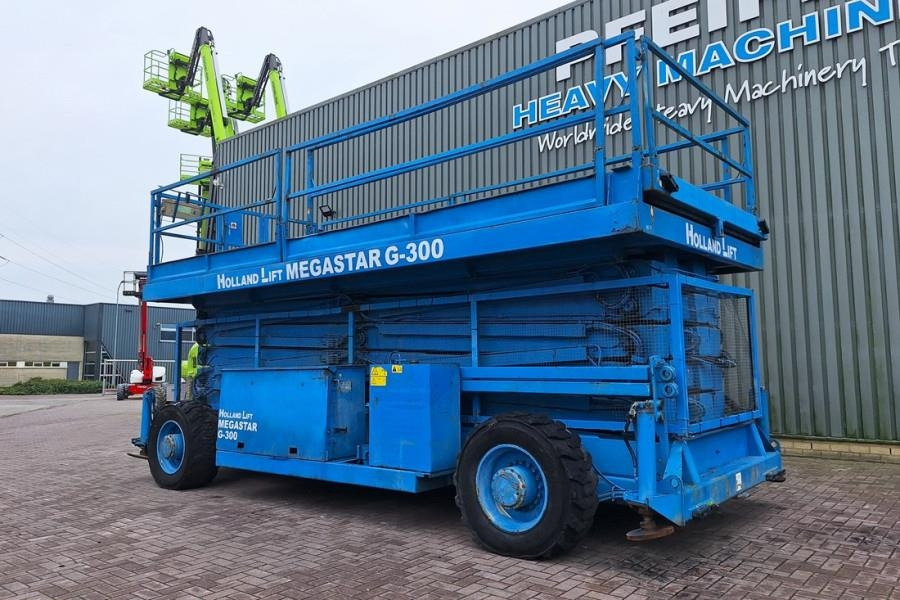 Plataforma de tijeras Holland Lift Megastar G300 Diesel, 4x4x4 Drive, 33.5m Working H: foto 8