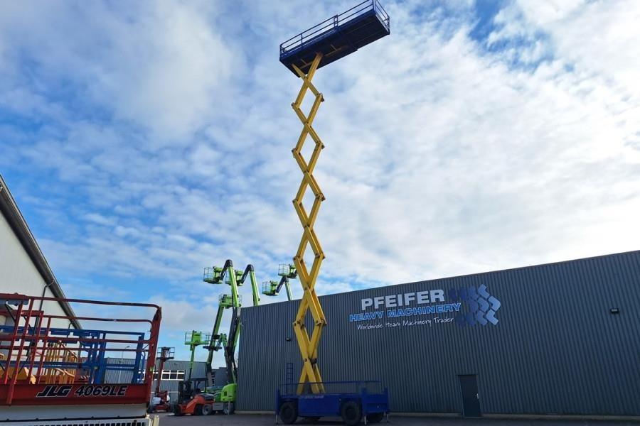 JLG 245-25 Diesel, 4x4 Drive, 26m Working Height, 750k - Plataforma de tijeras: foto 3 JLG 245-25 Diesel, 4x4 Drive, 26m Working Height, 750k - Plataforma de tijeras: foto 3