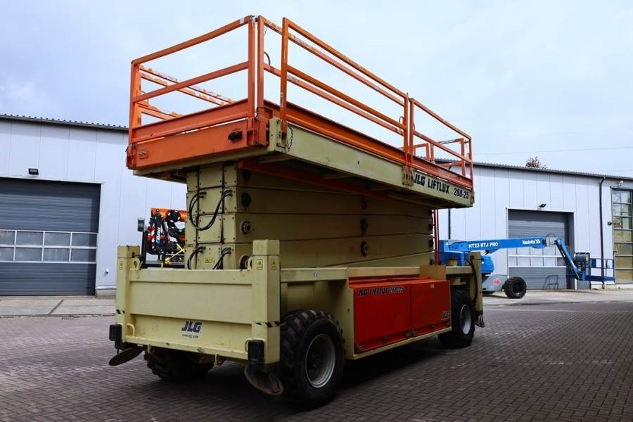 JLG 260-25 Diesel, 4x4 Drive, 9.80m Hydraulic Deck Ext - Plataforma de tijeras: foto 2 JLG 260-25 Diesel, 4x4 Drive, 9.80m Hydraulic Deck Ext - Plataforma de tijeras: foto 2