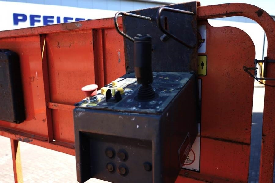 JLG 4069LE Electric, 14.2m Working Height, 360kg Capac - Plataforma de tijeras: foto 5 JLG 4069LE Electric, 14.2m Working Height, 360kg Capac - Plataforma de tijeras: foto 5