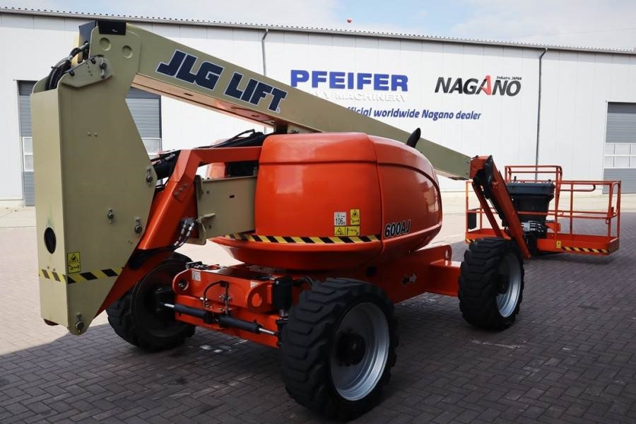 JLG 600AJ Valid inspection, *Guarantee! Diesel, 4x4 Dr - Plataforma articulada: foto 2 JLG 600AJ Valid inspection, *Guarantee! Diesel, 4x4 Dr - Plataforma articulada: foto 2