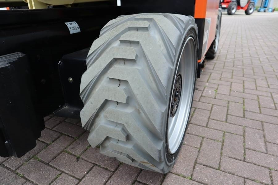 Plataforma de tijeras JLG ERT2669 Unused, Electric, 10m Working Height, 680k: foto 14 Plataforma de tijeras JLG ERT2669 Unused, Electric, 10m Working Height, 680k: foto 14