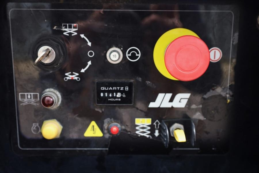 JLG M3369 Hybrid, 12m Working Height, 450kg Capacity, - Plataforma de tijeras: foto 5 JLG M3369 Hybrid, 12m Working Height, 450kg Capacity, - Plataforma de tijeras: foto 5