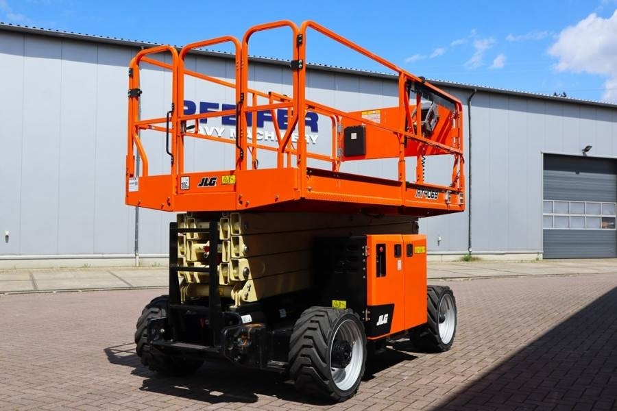 JLG RT4069 Unused, Diesel, 14.3m Working Height, 363k - Plataforma de tijeras: foto 2 JLG RT4069 Unused, Diesel, 14.3m Working Height, 363k - Plataforma de tijeras: foto 2