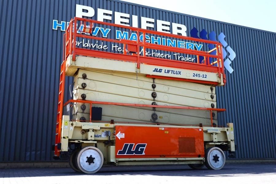 JLG SL245-12 Diesel, 4x4x4 Drive, 26.5m Working Height - Plataforma de tijeras: foto 1 JLG SL245-12 Diesel, 4x4x4 Drive, 26.5m Working Height - Plataforma de tijeras: foto 1