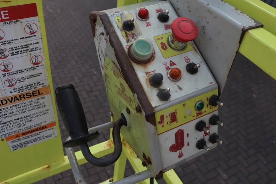 MEC 3392RT-T Diesel, 4x4 Drive, 12m Working Height, 12 - Plataforma de tijeras: foto 4 MEC 3392RT-T Diesel, 4x4 Drive, 12m Working Height, 12 - Plataforma de tijeras: foto 4