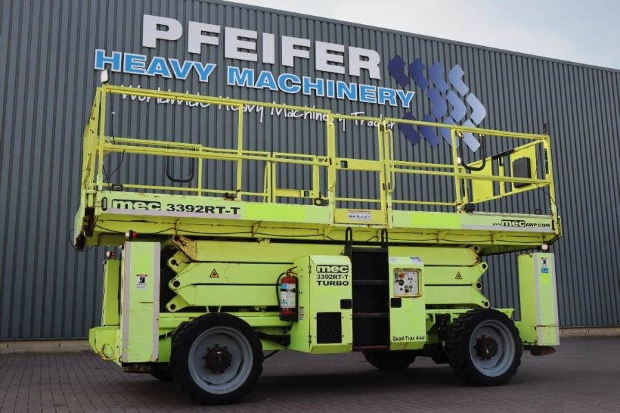 MEC 3392RT-T Diesel, 4x4 Drive, 12m Working Height, 12 - Plataforma de tijeras: foto 1 MEC 3392RT-T Diesel, 4x4 Drive, 12m Working Height, 12 - Plataforma de tijeras: foto 1