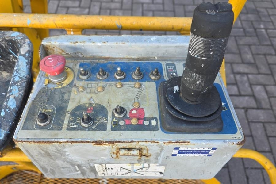 Manitou 150AETJ Compact As-Is, Electric, 15m Working Heigh - Plataforma articulada: foto 4 Manitou 150AETJ Compact As-Is, Electric, 15m Working Heigh - Plataforma articulada: foto 4