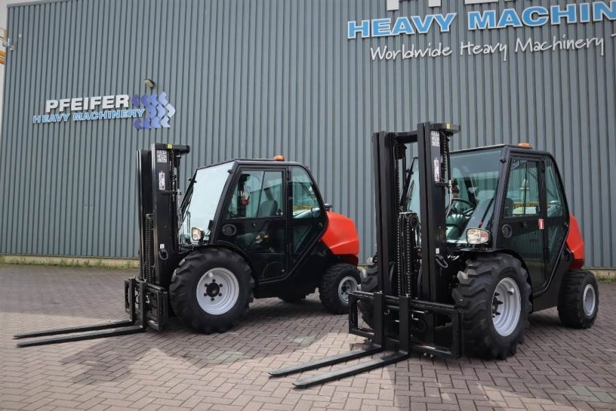 Carretilla todo terreno Manitou MC25-4 Valid Inspection, *Guarantee, Diesel, 4x4 D: foto 10