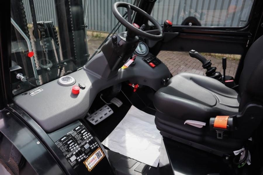 Carretilla todo terreno Manitou MC25-4 Valid Inspection, *Guarantee, Diesel, 4x4 D: foto 6
