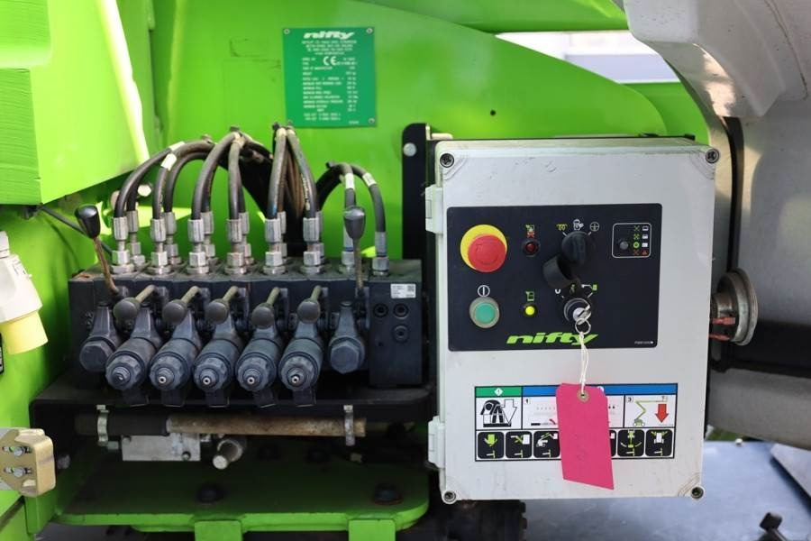 Plataforma articulada Niftylift HR17N HYBRID MK3 Hybrid Battery & Diesel, 17m Work: foto 5