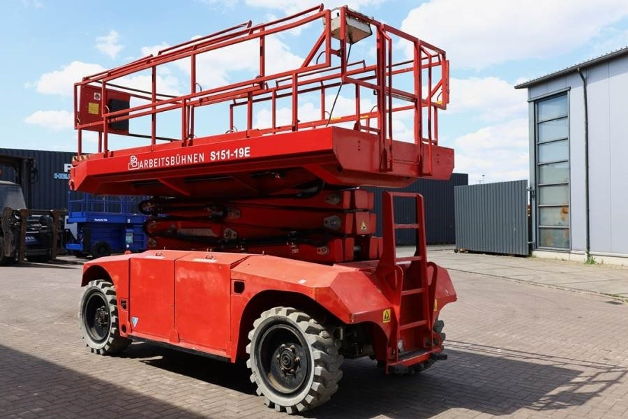 PB LIFT S151-19E 4x4 Electric, 4x4 Drive, 15m Working - Plataforma de tijeras: foto 2 PB LIFT S151-19E 4x4 Electric, 4x4 Drive, 15m Working - Plataforma de tijeras: foto 2