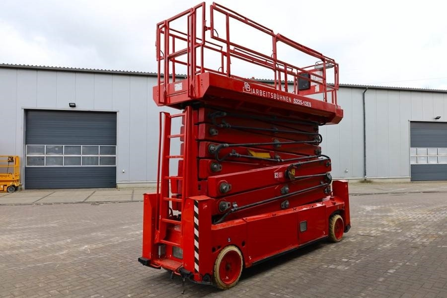 PB LIFT S225-12ES Electric, 22.5m Working Height, 450 - Plataforma de tijeras: foto 2 PB LIFT S225-12ES Electric, 22.5m Working Height, 450 - Plataforma de tijeras: foto 2