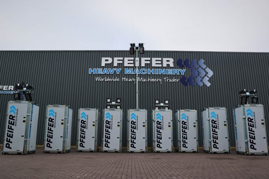 Trime X-BOX M 4x160W Valid inspection, *Guarantee! - Torre de iluminación: foto 1 Trime X-BOX M 4x160W Valid inspection, *Guarantee! - Torre de iluminación: foto 1