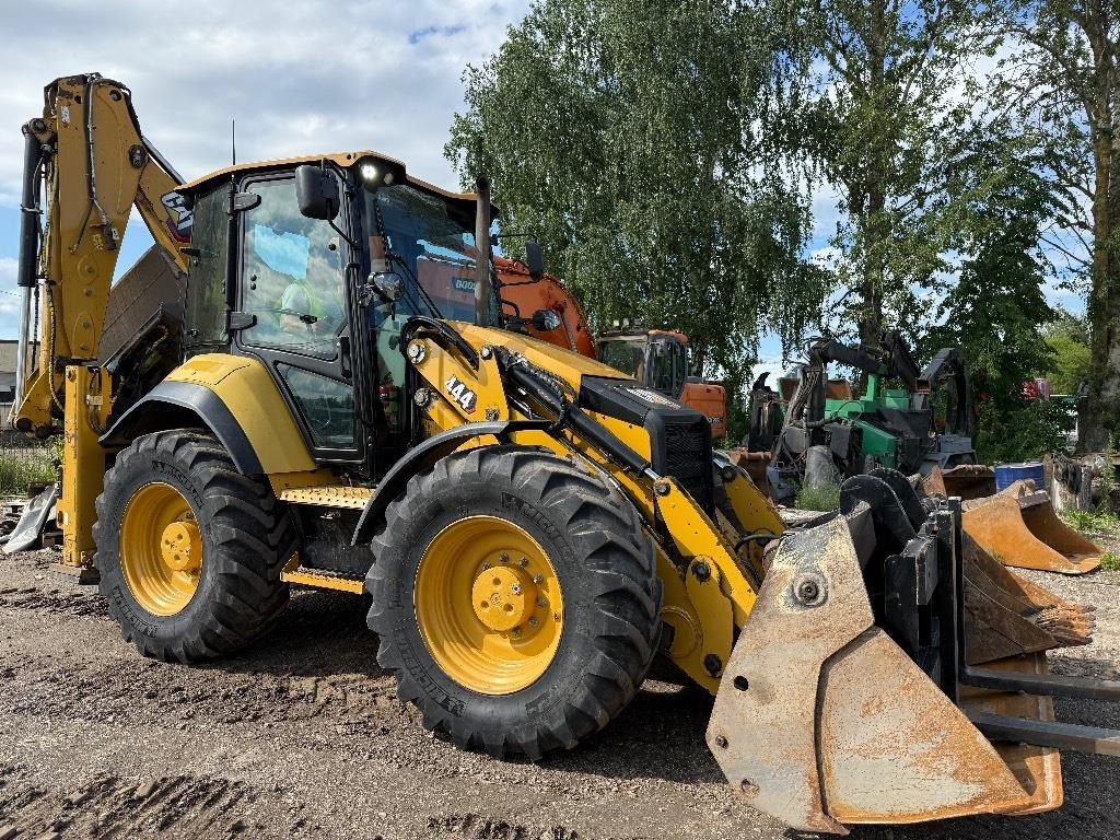 CAT 444  - Retroexcavadora: foto 1 CAT 444  - Retroexcavadora: foto 1