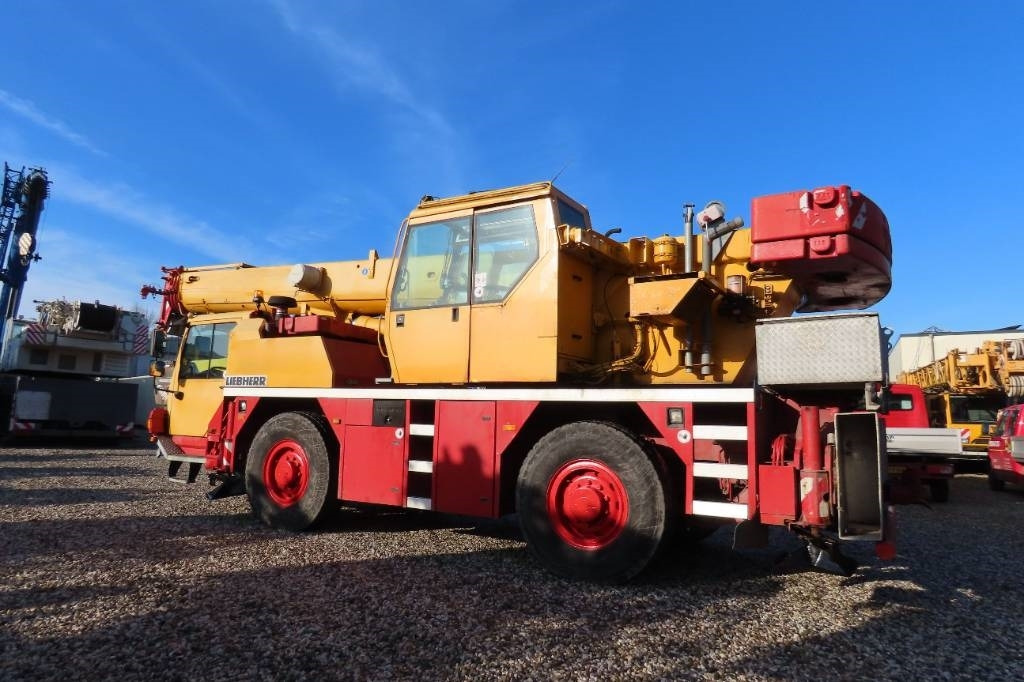 Liebherr LTM 1030-2.1 - Grúa todo terreno: foto 3 Liebherr LTM 1030-2.1 - Grúa todo terreno: foto 3