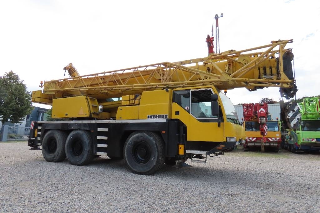 Liebherr LTM 1055-1 - Grúa todo terreno: foto 2 Liebherr LTM 1055-1 - Grúa todo terreno: foto 2