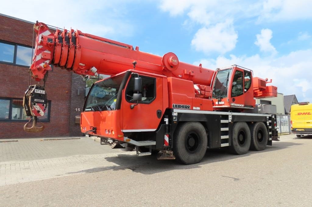 Liebherr LTM 1055-3.2 - Grúa todo terreno: foto 1 Liebherr LTM 1055-3.2 - Grúa todo terreno: foto 1