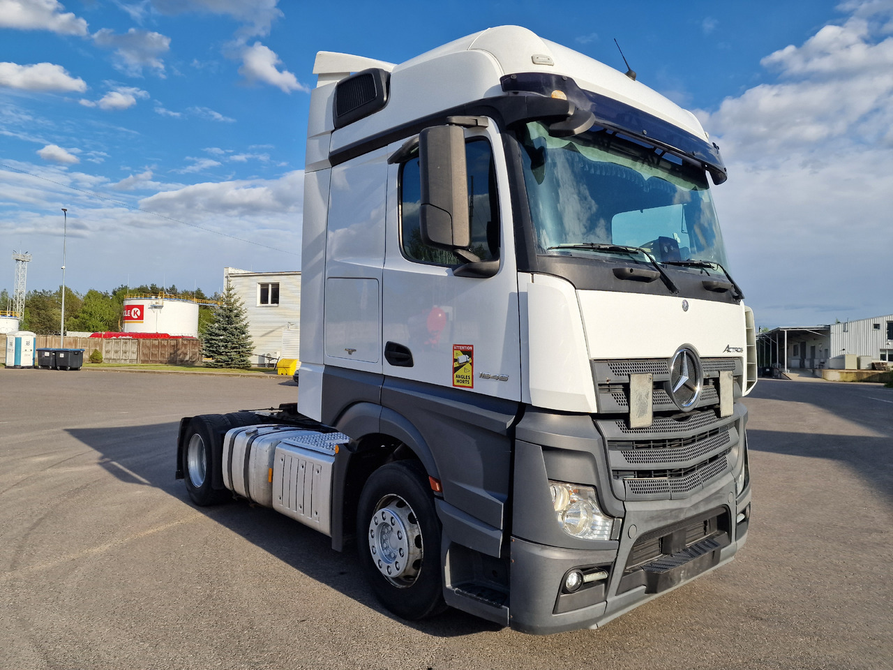 MERCEDES-BENZ Actros 1845 Retarder - Cabeza tractora: foto 2 MERCEDES-BENZ Actros 1845 Retarder - Cabeza tractora: foto 2