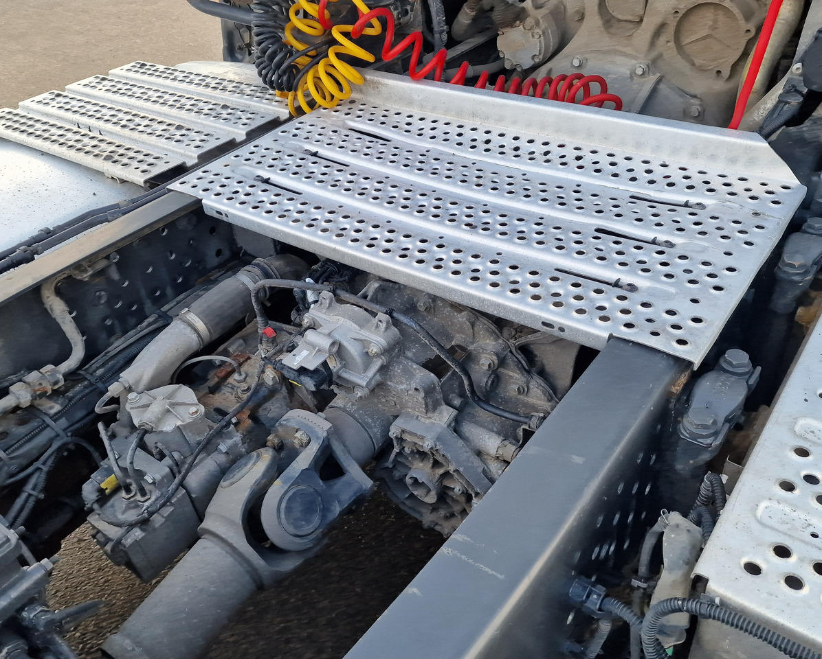 MERCEDES-BENZ Actros 1845 Retarder - Cabeza tractora: foto 5 MERCEDES-BENZ Actros 1845 Retarder - Cabeza tractora: foto 5