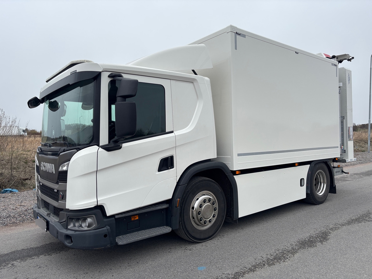 Scania L340A - Camión: foto 1 Scania L340A - Camión: foto 1