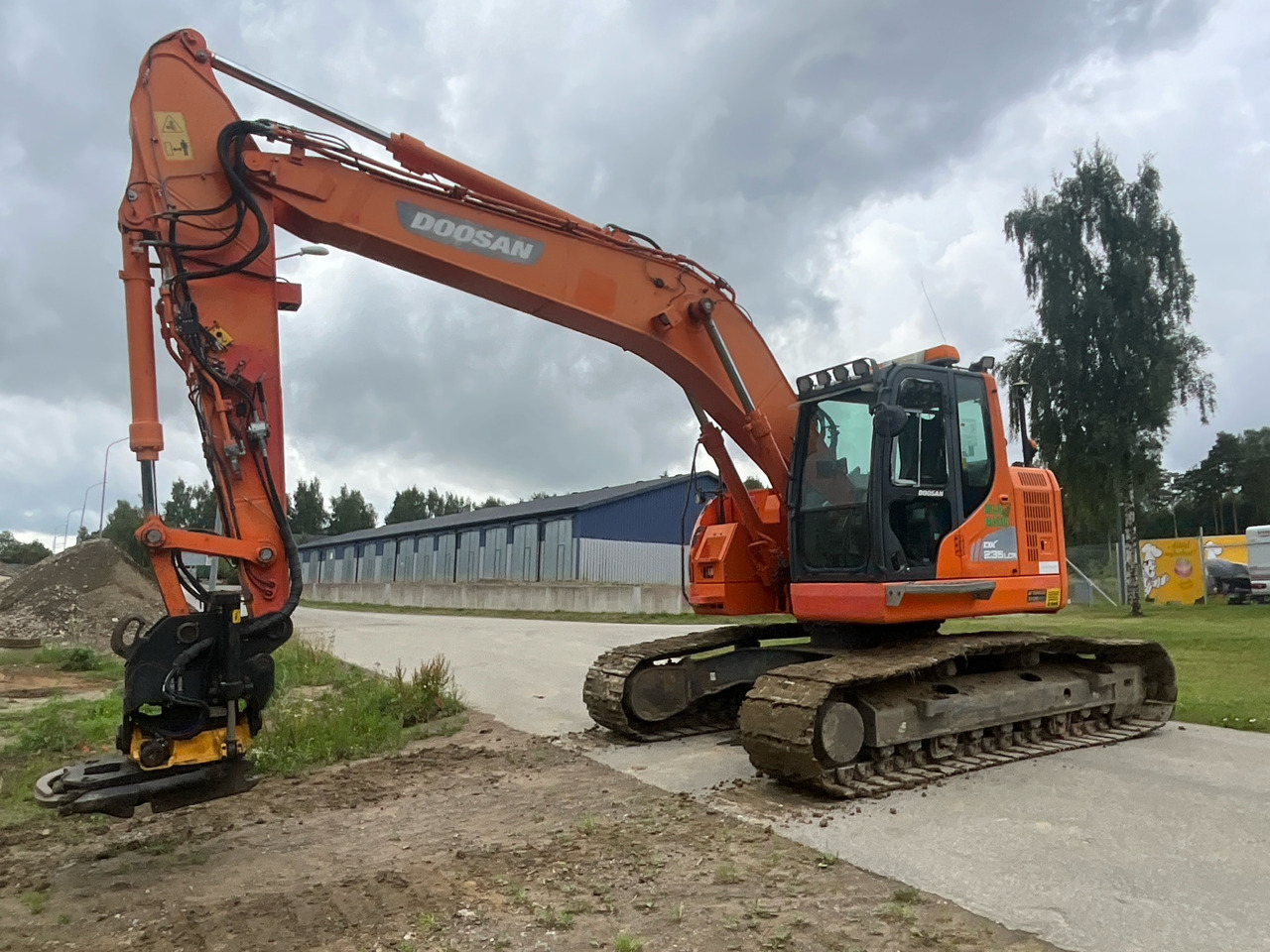 Doosan DX 235LCR - Excavadora: foto 1 Doosan DX 235LCR - Excavadora: foto 1