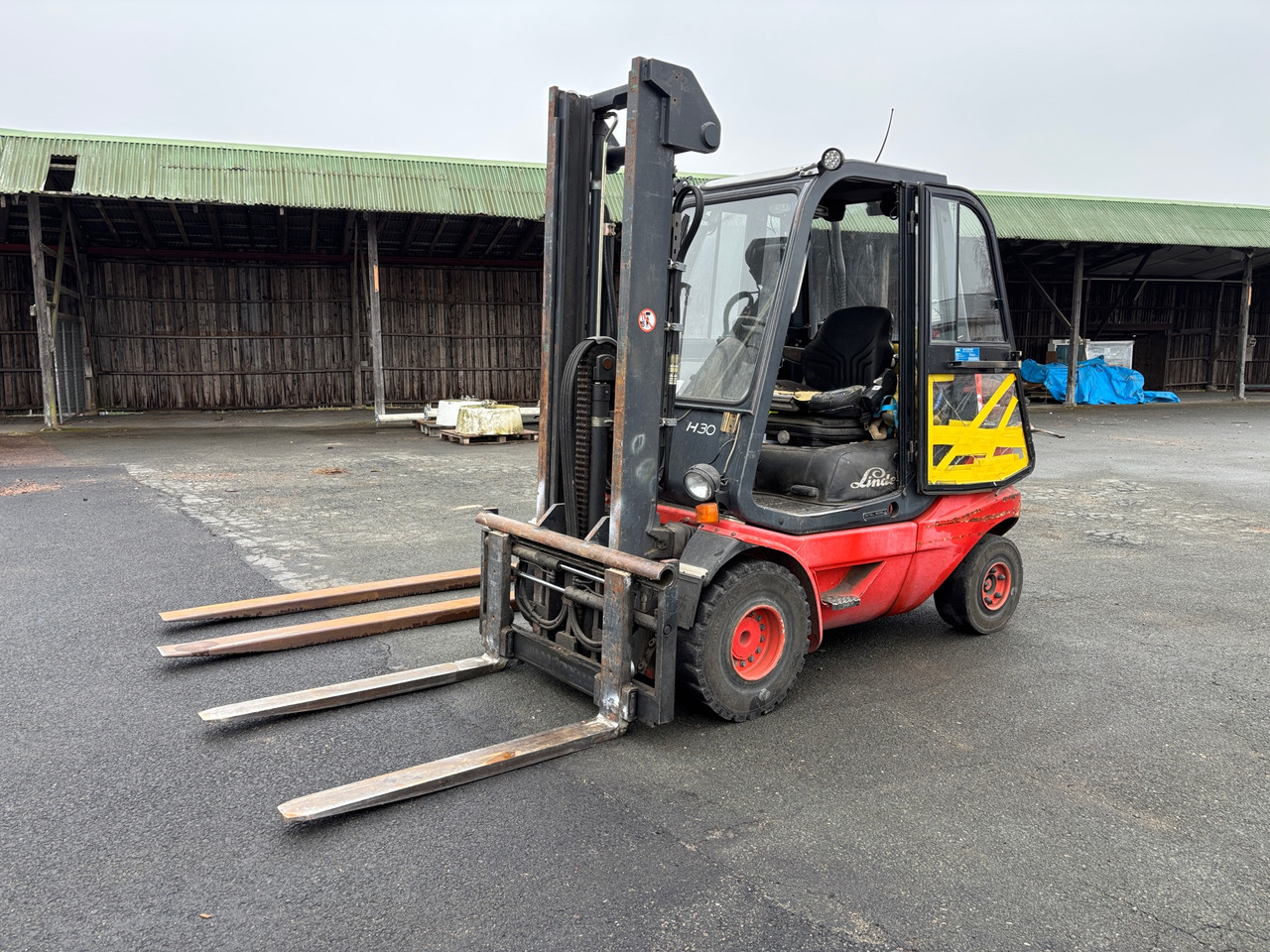Linde H25D-03 - Equipo de manutención: foto 1 Linde H25D-03 - Equipo de manutención: foto 1