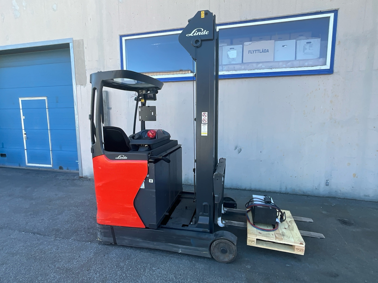 Linde R16-01 - Equipo de manutención: foto 1 Linde R16-01 - Equipo de manutención: foto 1