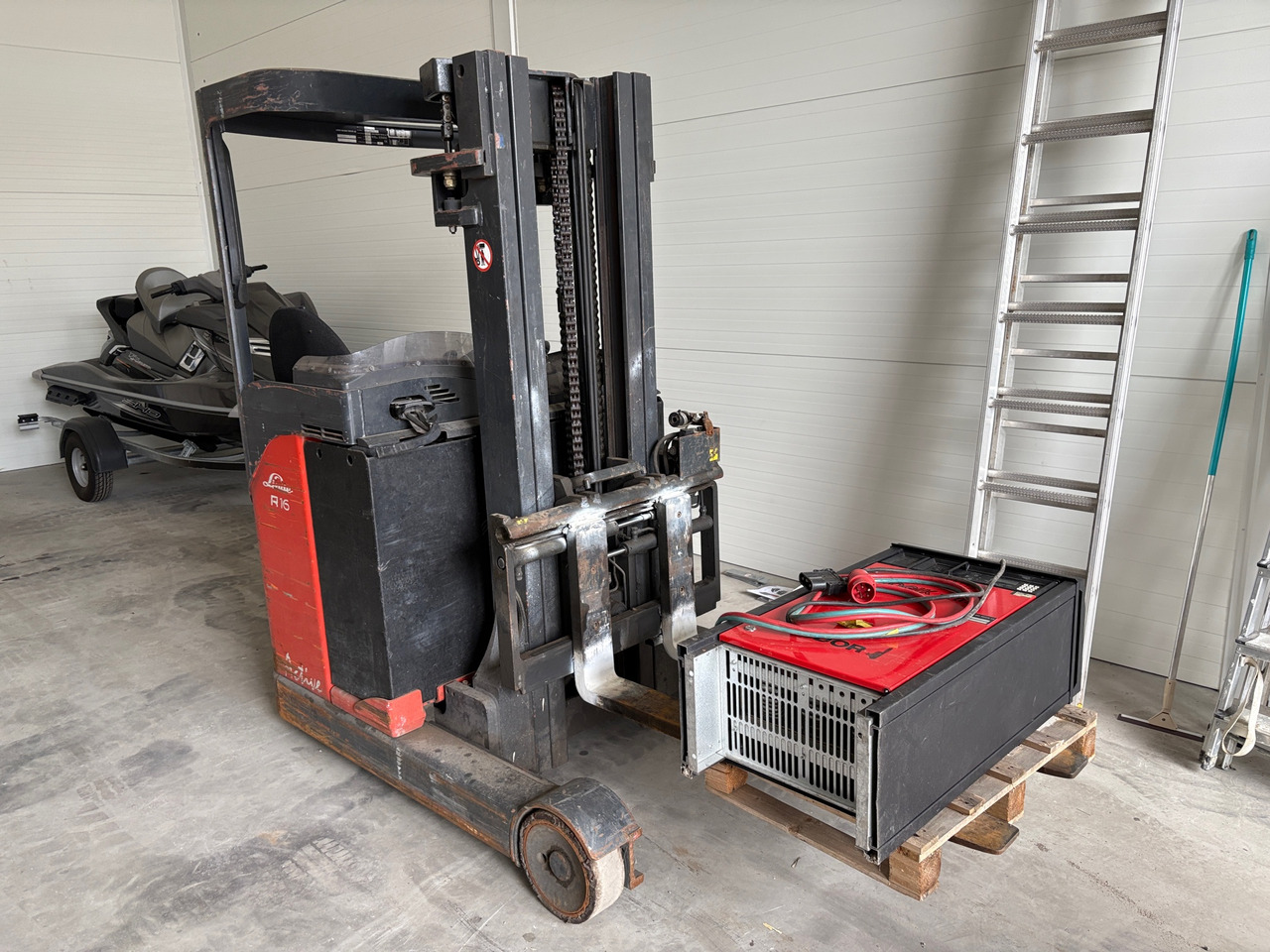 Linde R16 - Equipo de manutención: foto 1 Linde R16 - Equipo de manutención: foto 1