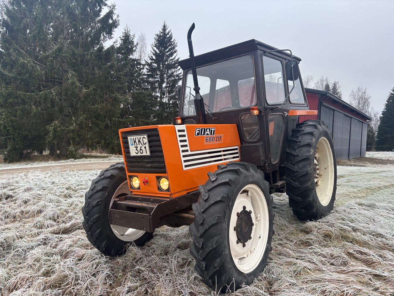 Fiat 680 DT - Tractor: foto 1 Fiat 680 DT - Tractor: foto 1