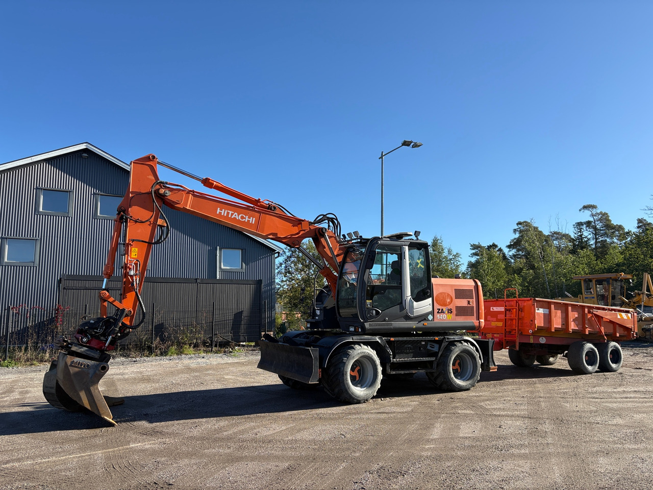 Hitachi ZX140W-3 - Excavadora: foto 1 Hitachi ZX140W-3 - Excavadora: foto 1