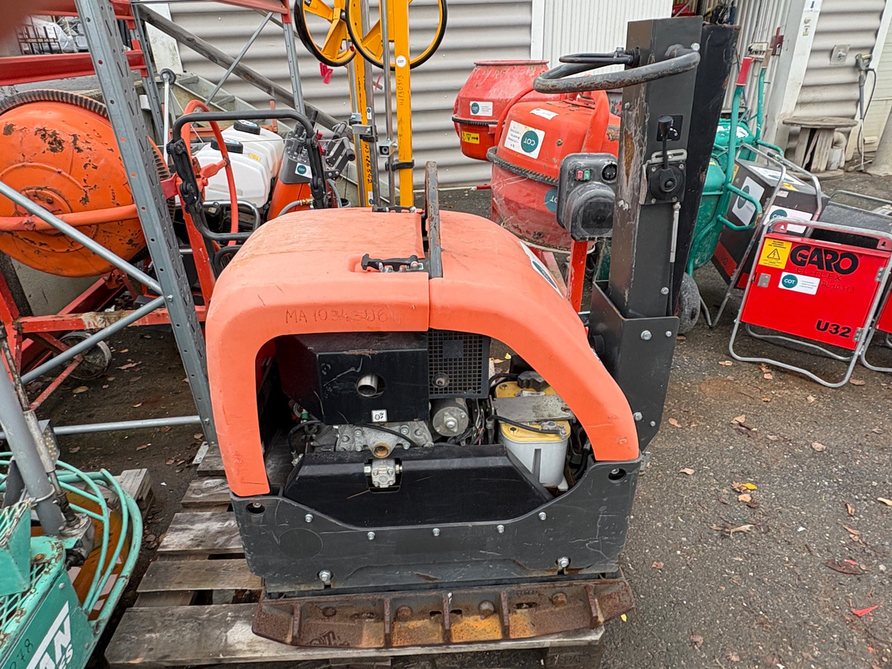 Husqvarna LG504 - Plancha reversible: foto 1 Husqvarna LG504 - Plancha reversible: foto 1