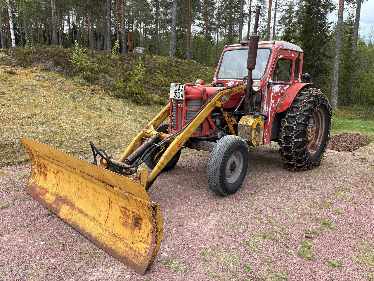 Massey Ferguson 65 - Tractor: foto 1 Massey Ferguson 65 - Tractor: foto 1