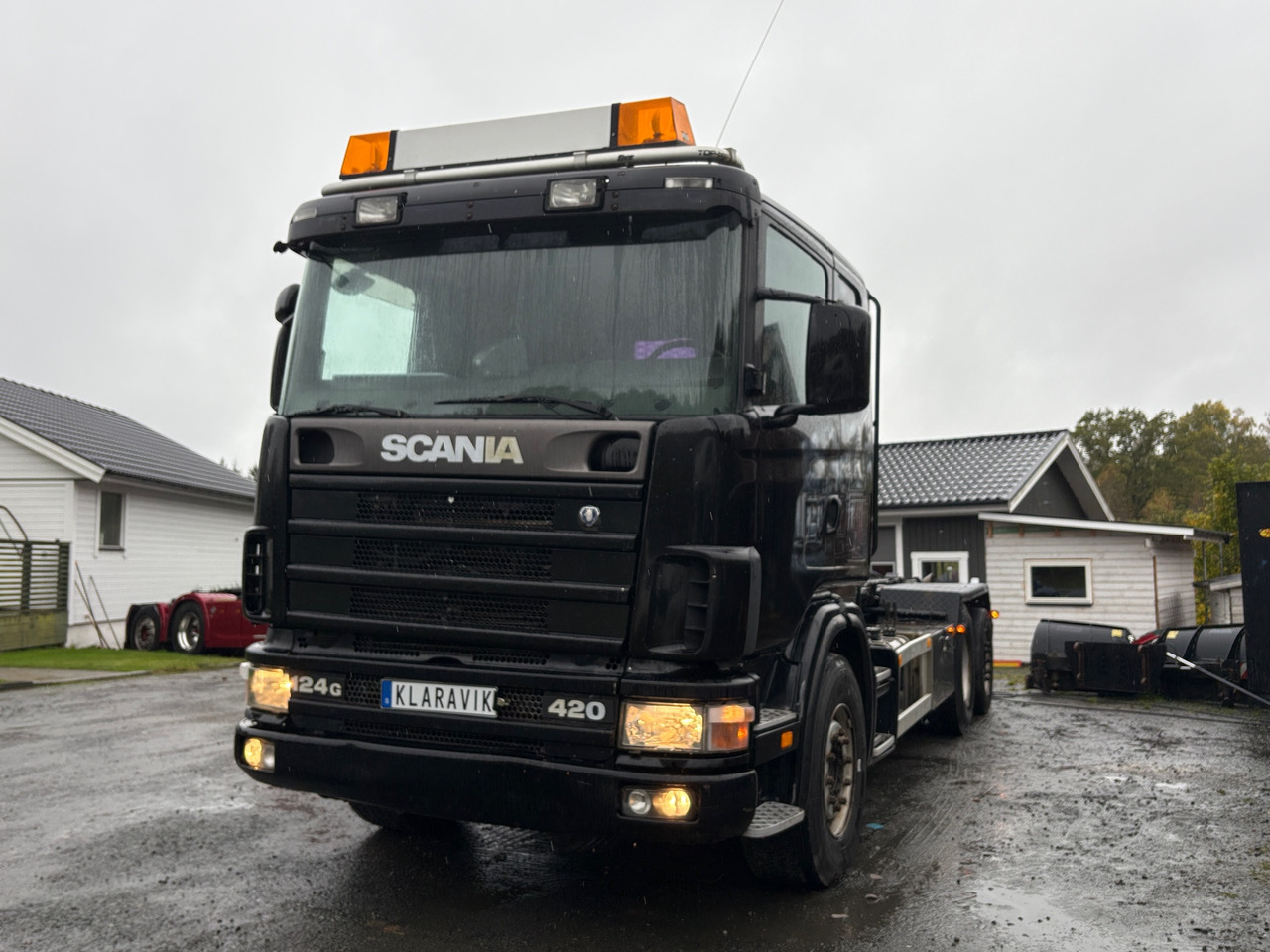 Scania 124G 420 - Camión multibasculante: foto 1 Scania 124G 420 - Camión multibasculante: foto 1