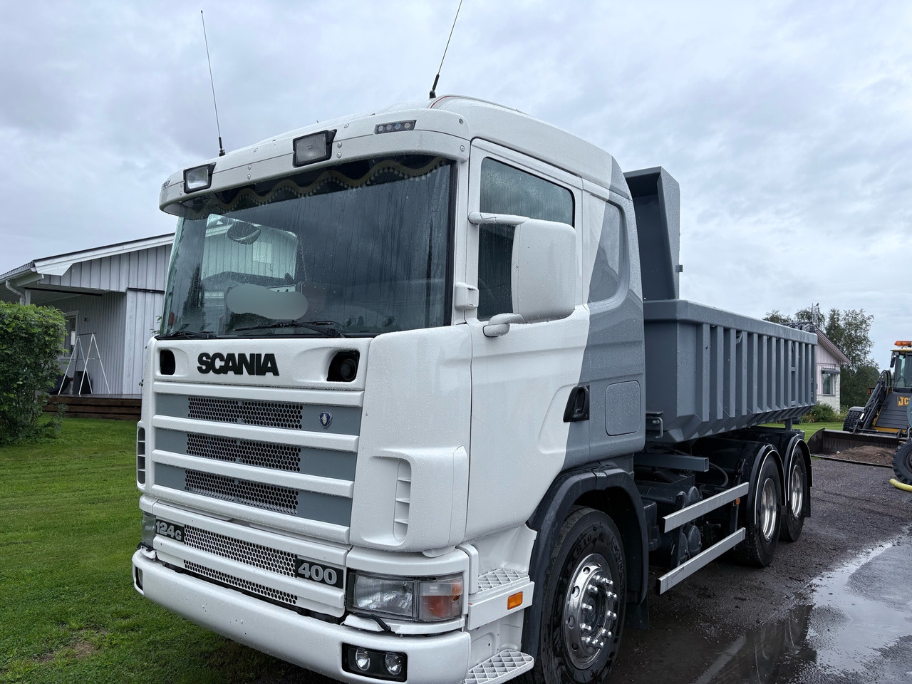 Scania 400 - Camión caja abierta: foto 1 Scania 400 - Camión caja abierta: foto 1