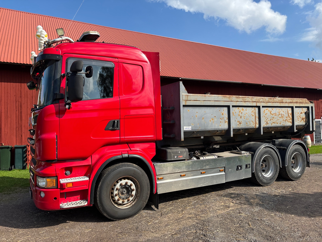 Scania R560 6X4 - Camión multibasculante: foto 1 Scania R560 6X4 - Camión multibasculante: foto 1