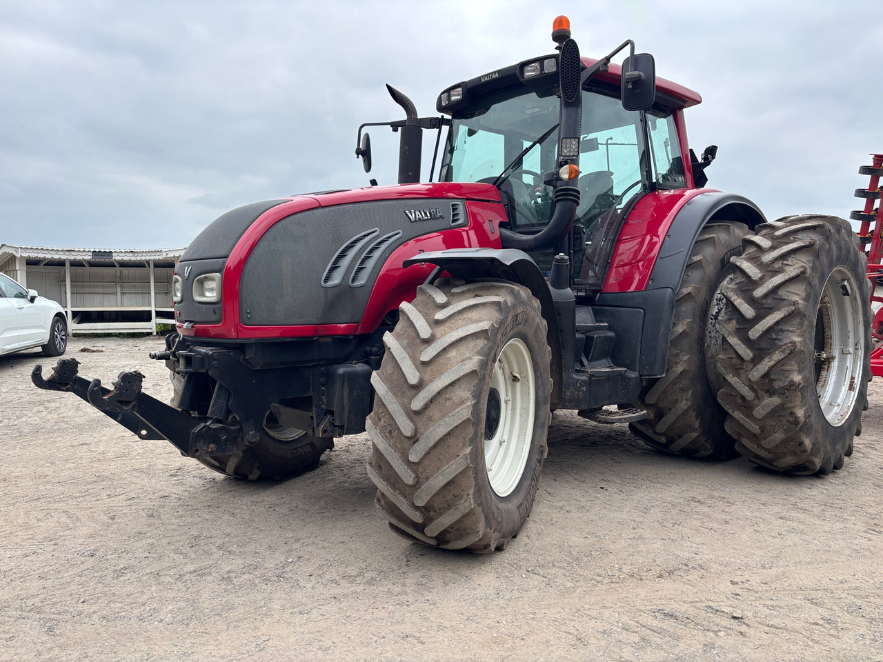 Valtra T202 - Tractor: foto 1 Valtra T202 - Tractor: foto 1