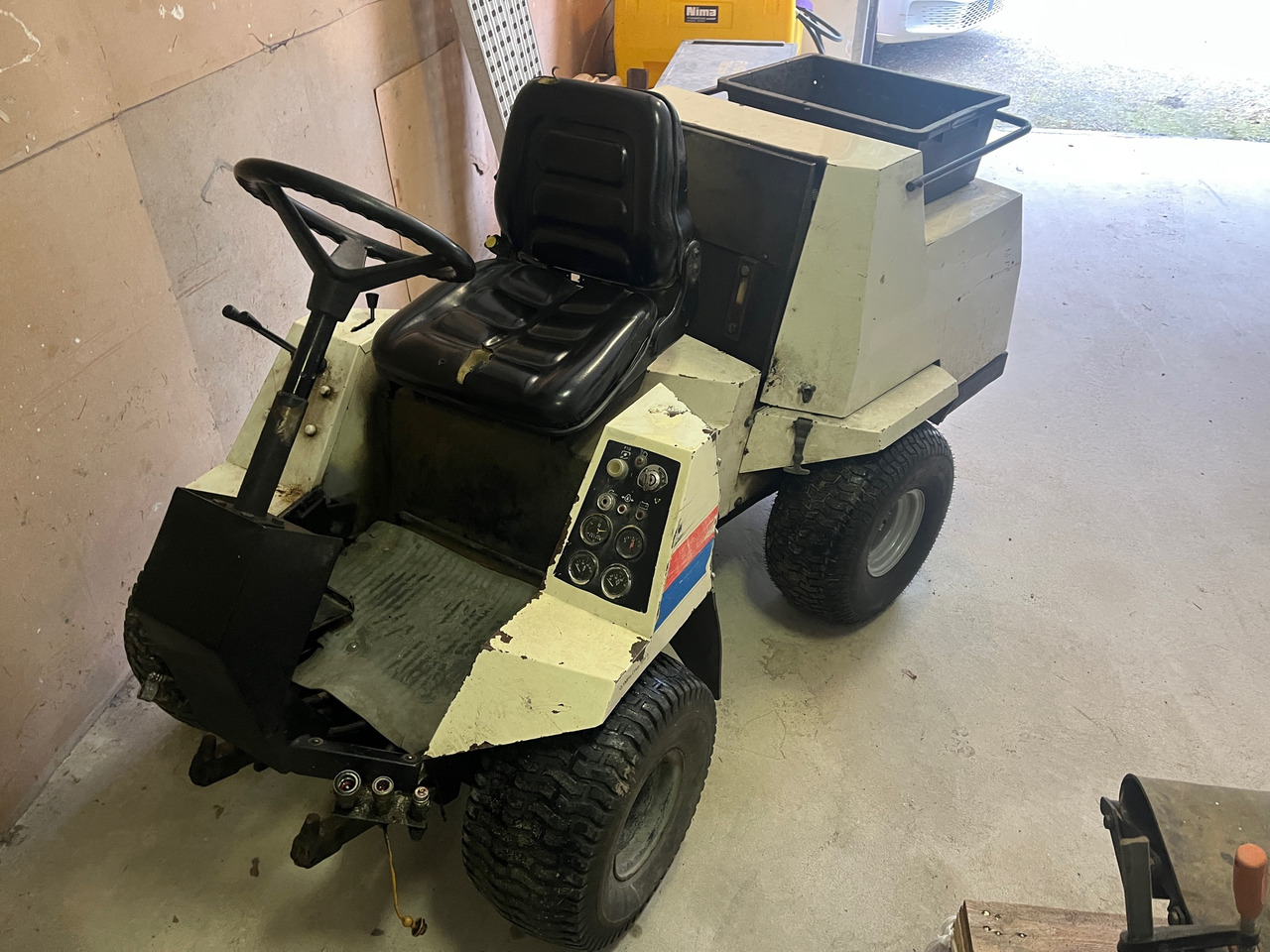 Belos 1300D - Vehículo municipal: foto 1 Belos 1300D - Vehículo municipal: foto 1