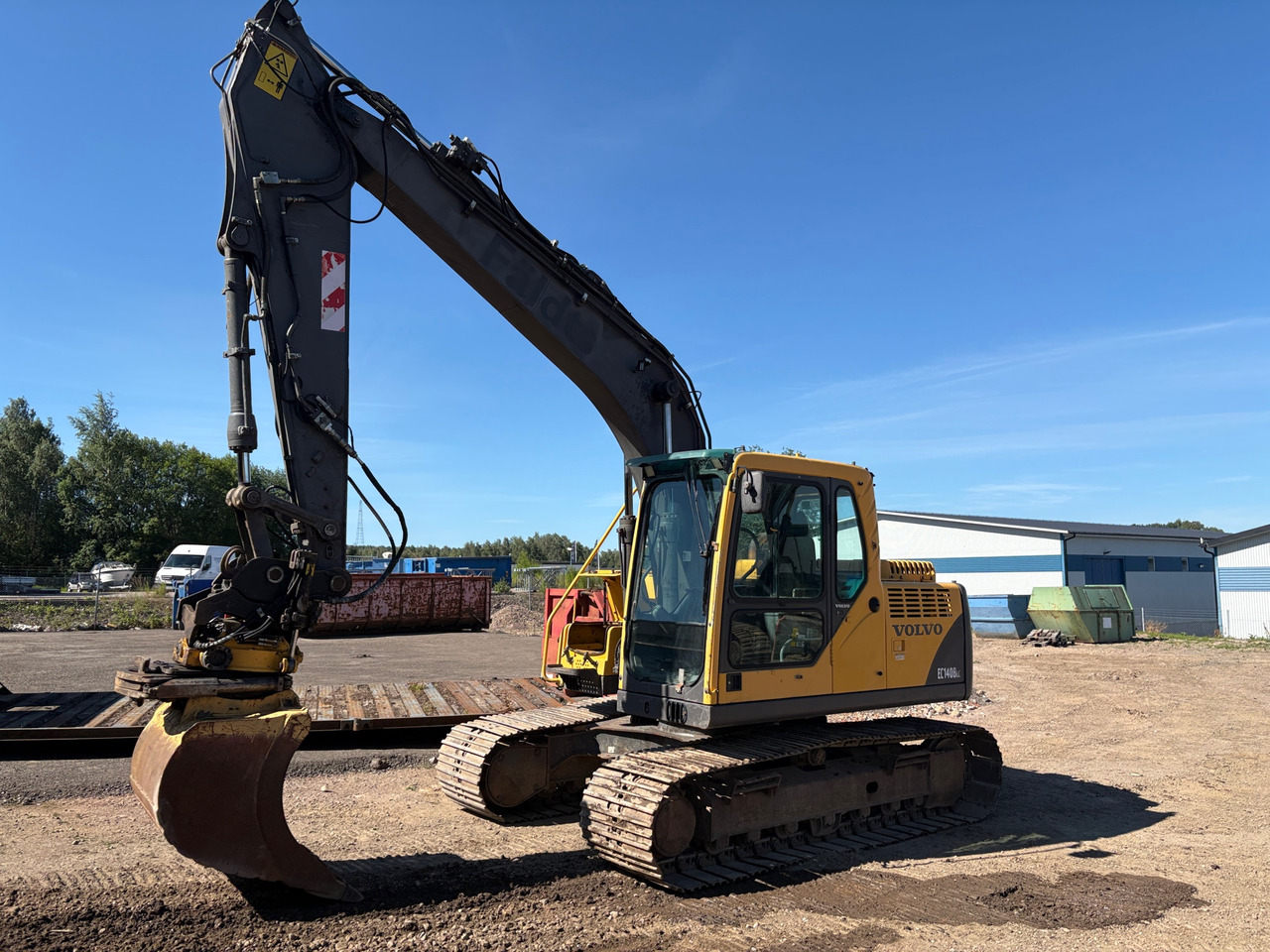 Volvo EC140BLC - Excavadora: foto 1 Volvo EC140BLC - Excavadora: foto 1