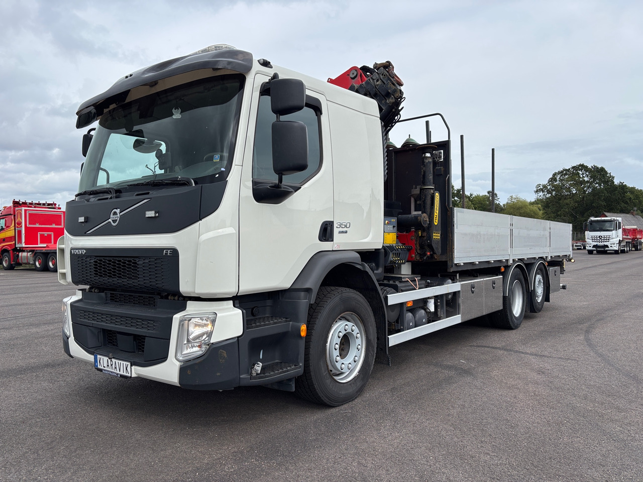 Volvo FE350 - Camión grúa: foto 1 Volvo FE350 - Camión grúa: foto 1