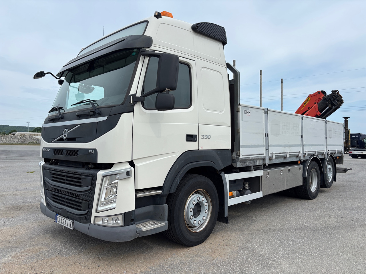 Volvo FM330 - Camión grúa: foto 1 Volvo FM330 - Camión grúa: foto 1
