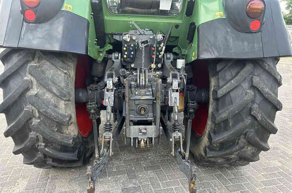 Fendt 415 vario, 2013, 7300 uur - Tractor: foto 2 Fendt 415 vario, 2013, 7300 uur - Tractor: foto 2