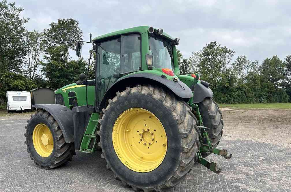 John Deere VERKOCHT!! - Tractor: foto 2 John Deere VERKOCHT!! - Tractor: foto 2