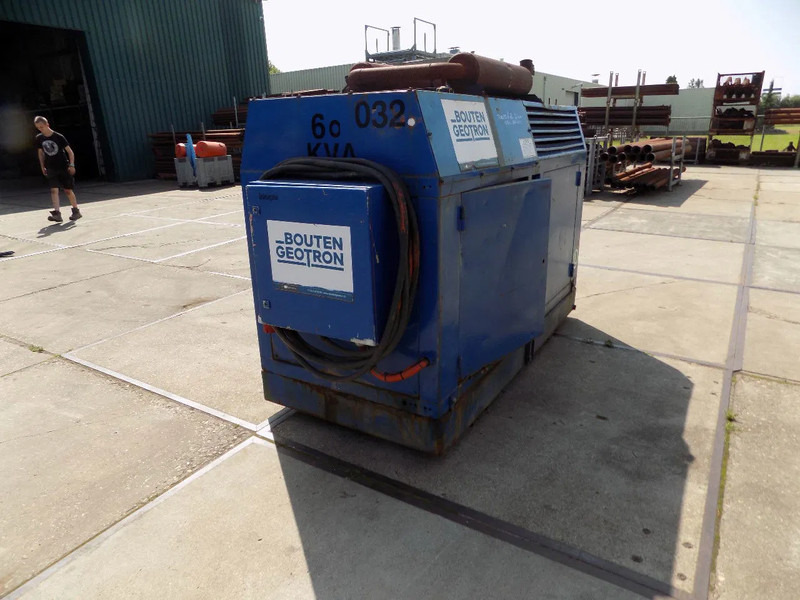 Bredenoord Bredenoord BRDE 60 KVA deutz F6L 913 - Generador industriale: foto 2 Bredenoord Bredenoord BRDE 60 KVA deutz F6L 913 - Generador industriale: foto 2