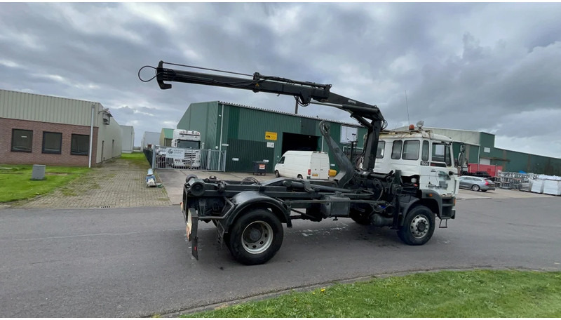 DAF 1900 FA 1900 4x4 - Camión volquete: foto 3 DAF 1900 FA 1900 4x4 - Camión volquete: foto 3