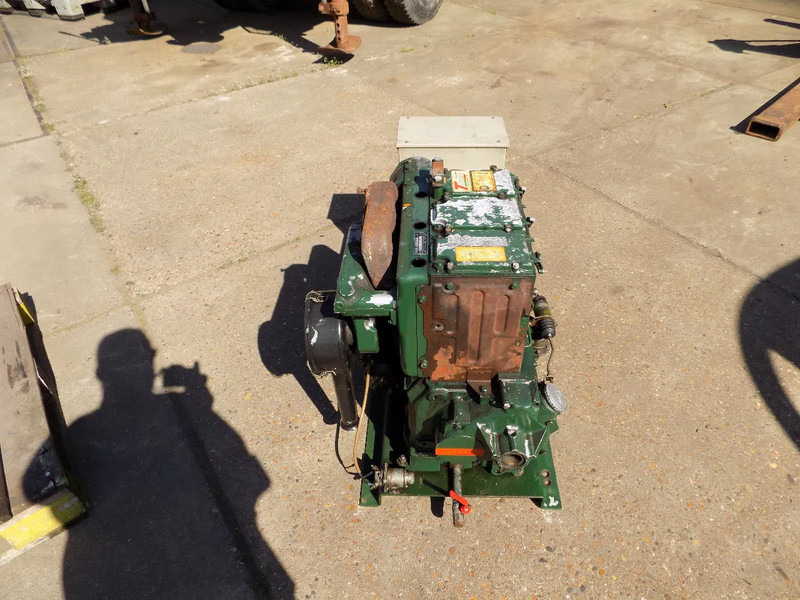 Lister aggregaat 3 cill. lister 25 kva met stamford dynamo keuze uit 2 stuks - Generador industriale: foto 5 Lister aggregaat 3 cill. lister 25 kva met stamford dynamo keuze uit 2 stuks - Generador industriale: foto 5