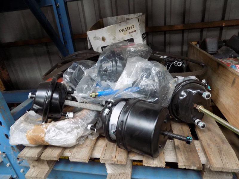 Luz trasera verlichting voor truck en trailer HELLA VERLICHTING truck en trailer: foto 17